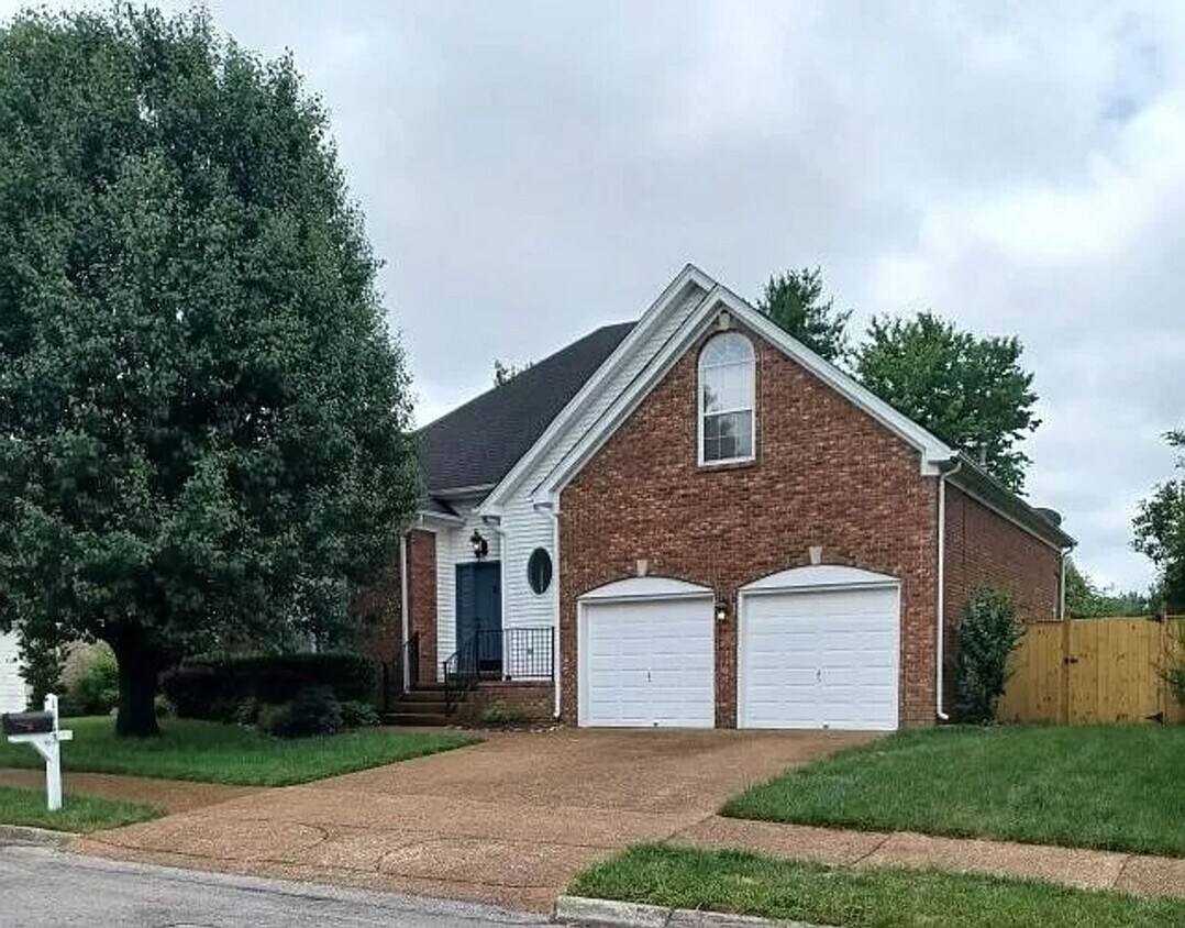 Foto principal - Fieldstone Farms 4BR Gem
