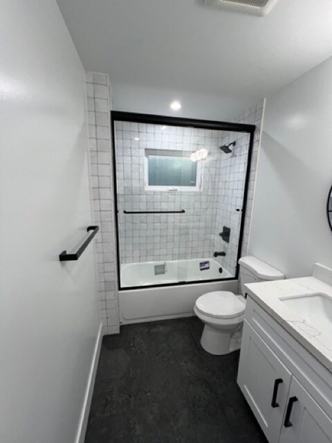 Foto del edificio - 24332 Chestnut St Newhall, CA 91321