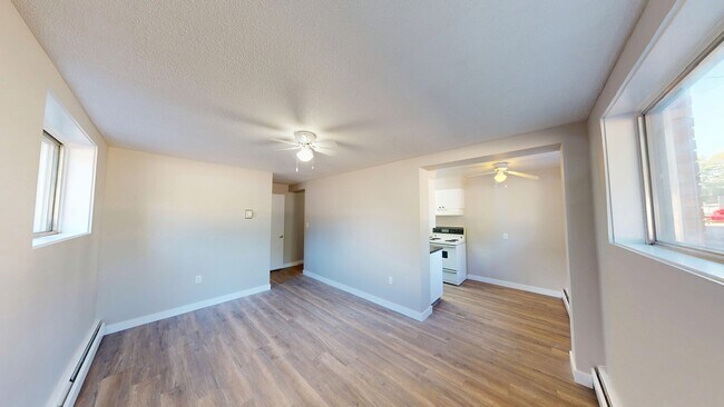 Building Photo - 9926-9105 105 Ave