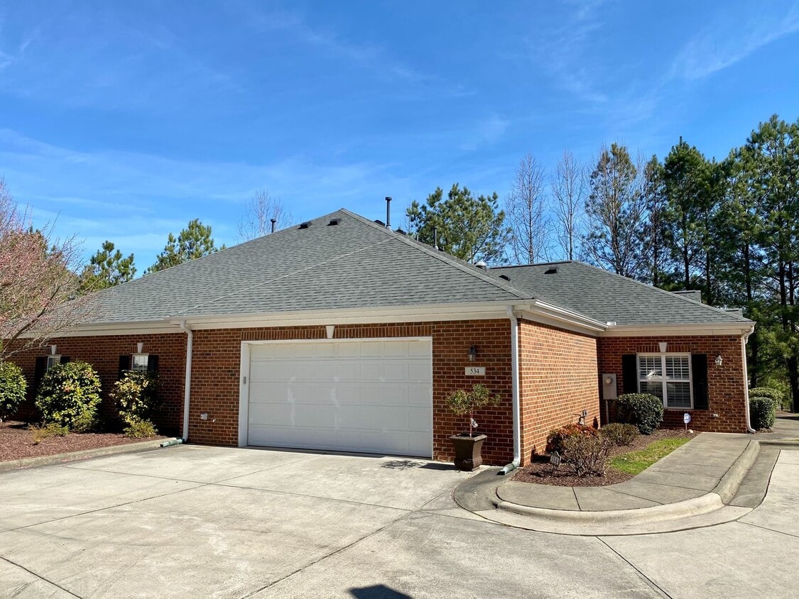 534 McKirkland Ct. in Troon Village 2 Be... House Rental in Cary
