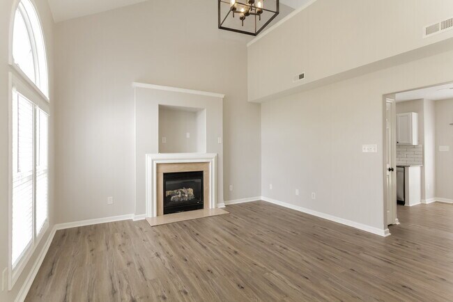 Foto del edificio - 1422 Majestic Meadow Dr
