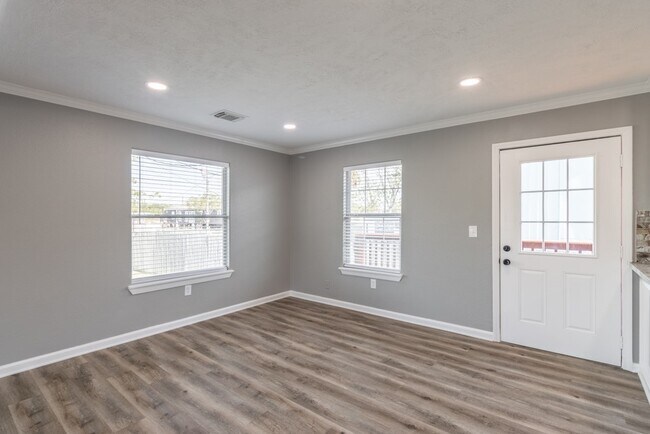 Foto del edificio - 725 10th St
