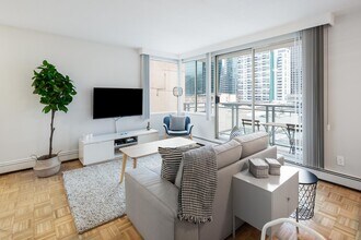 Building Photo - 1033 Haro St