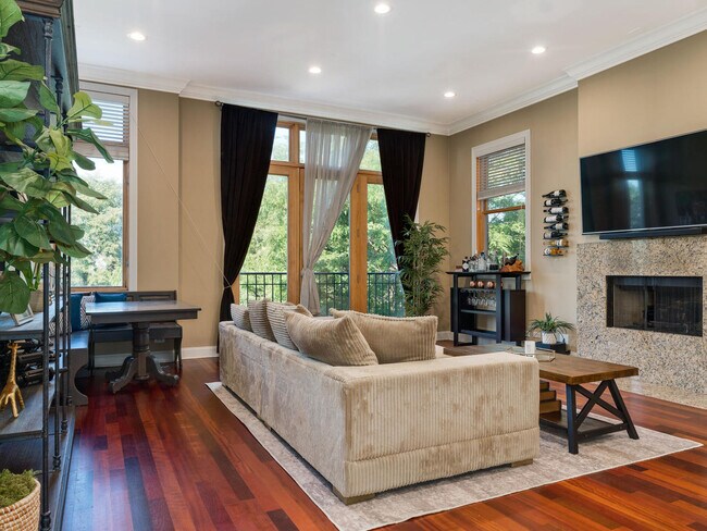 Foto del edificio - 2231 N Leavitt St