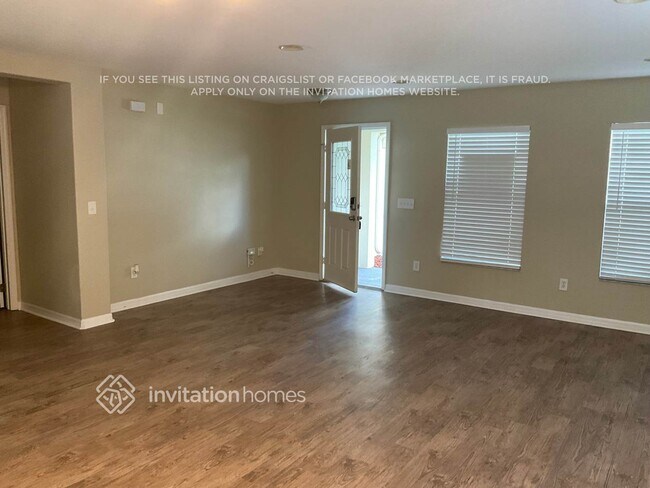 Building Photo - 15262 Galbi Dr