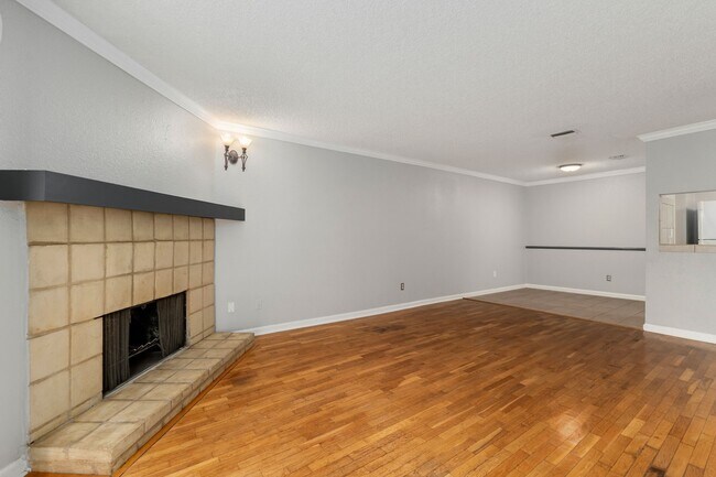 Foto del edificio - 9516 Pagewood Ln