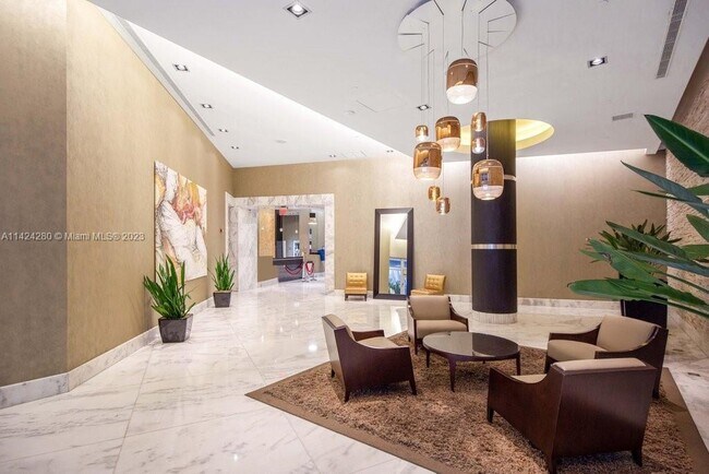 Lobby - 1250 S Miami Ave