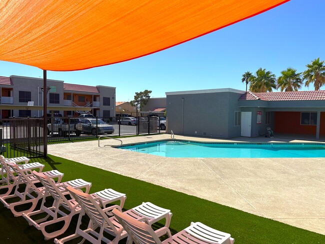 Building Photo - ORANGE GROVE