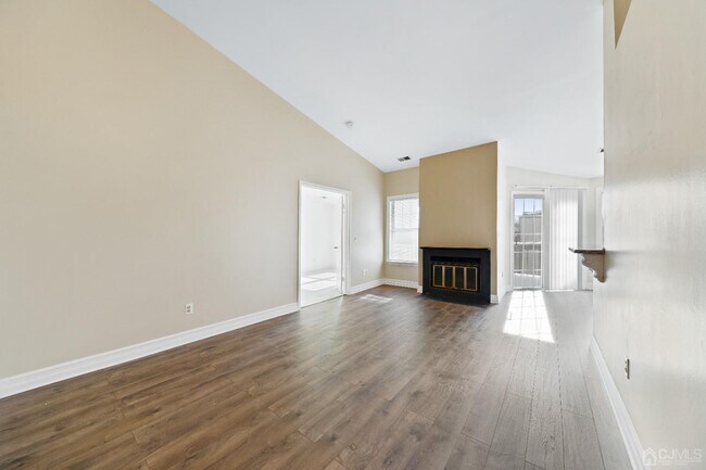 Foto del edificio - 3373 Cypress Ct