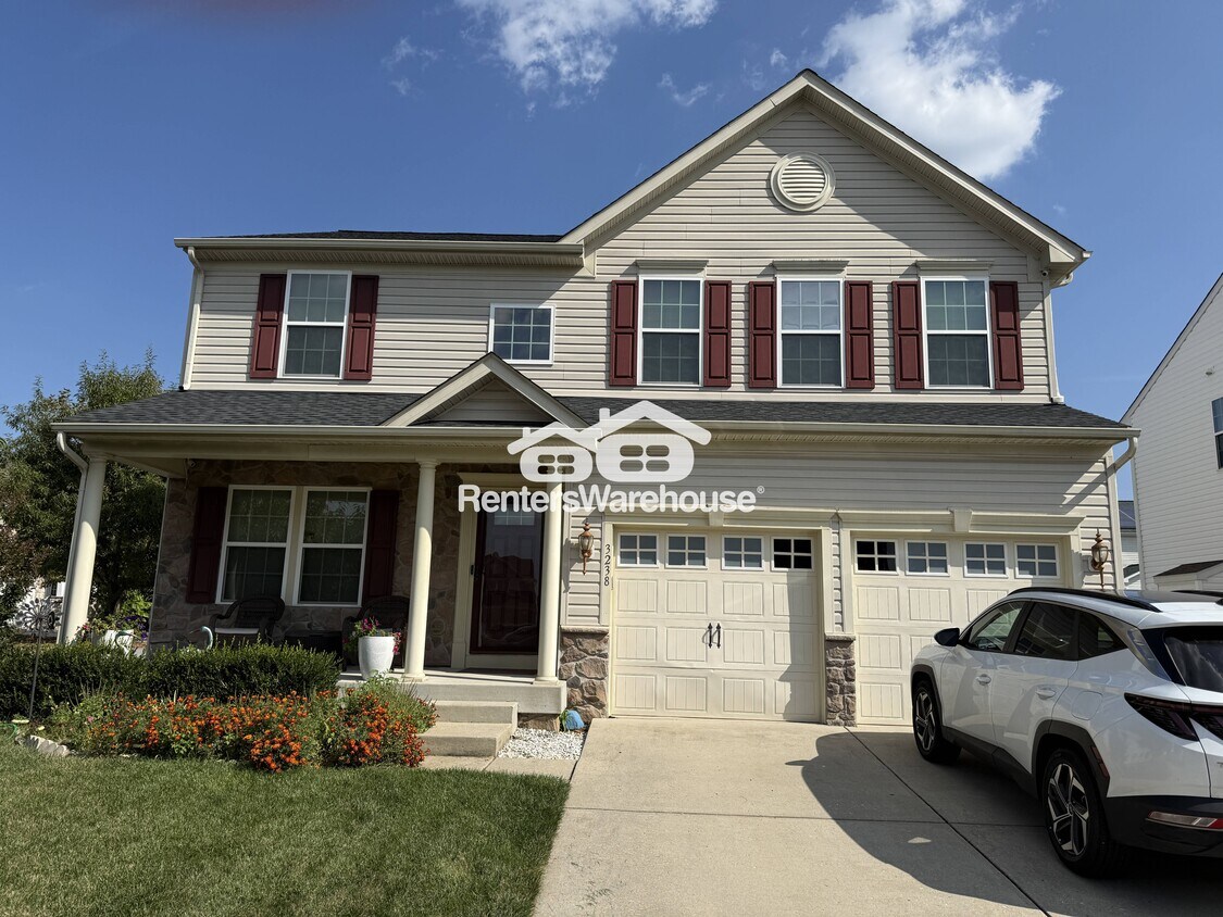 Primary Photo - 3238 Ridgeway Pl