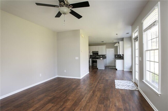 Foto del edificio - 3050 Winston Terrace Ct