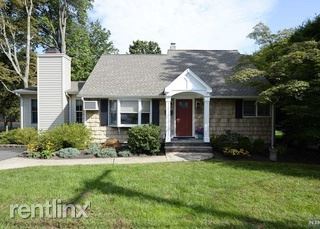 Building Photo - 3 br, 2 bath House - 96 College Rd