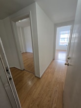 Building Photo - 503 W Grace St