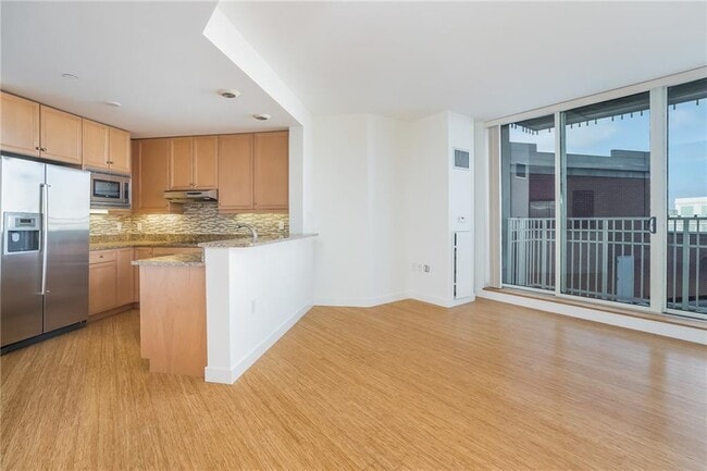 Building Photo - 1 W Exchange St