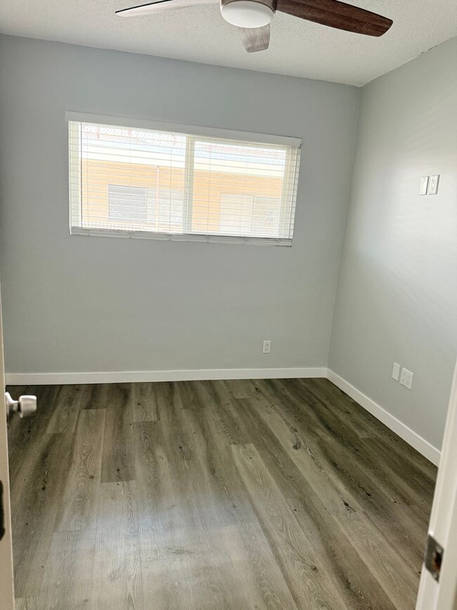 Foto del edificio - Beautiful 1 bedroom 1 bath!!! Must see! Mo...