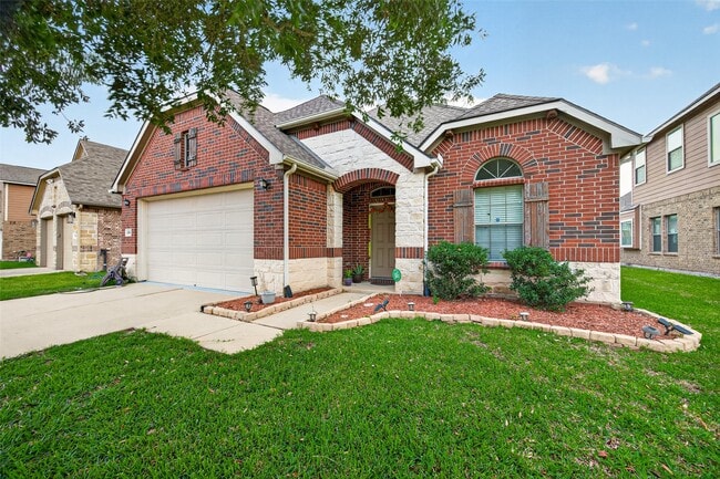Foto del edificio - 25814 Westbourne Dr