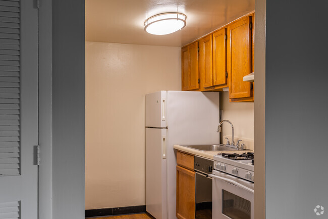 Interior Photo - Rollingwood Apartments