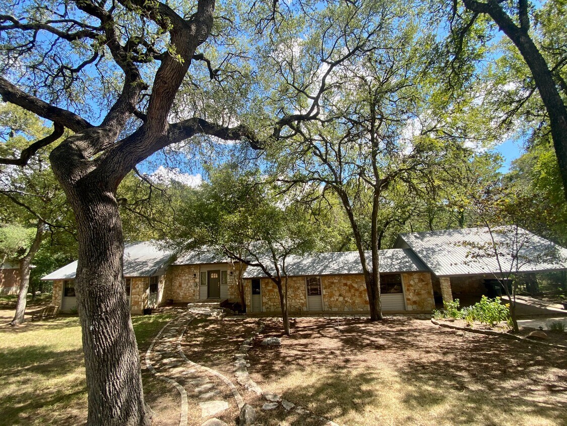25 Pillow Rd, Sunset Valley, TX 78745 House Rental in Sunset Valley