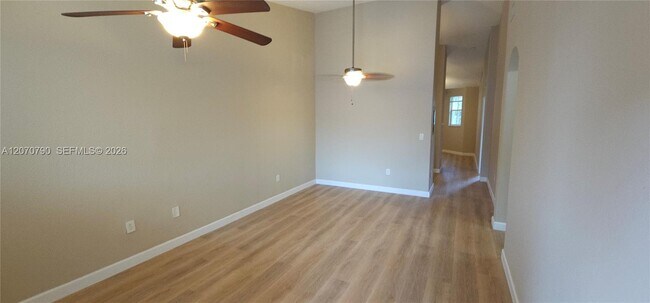 Foto del edificio - 1662 SE 27th Dr