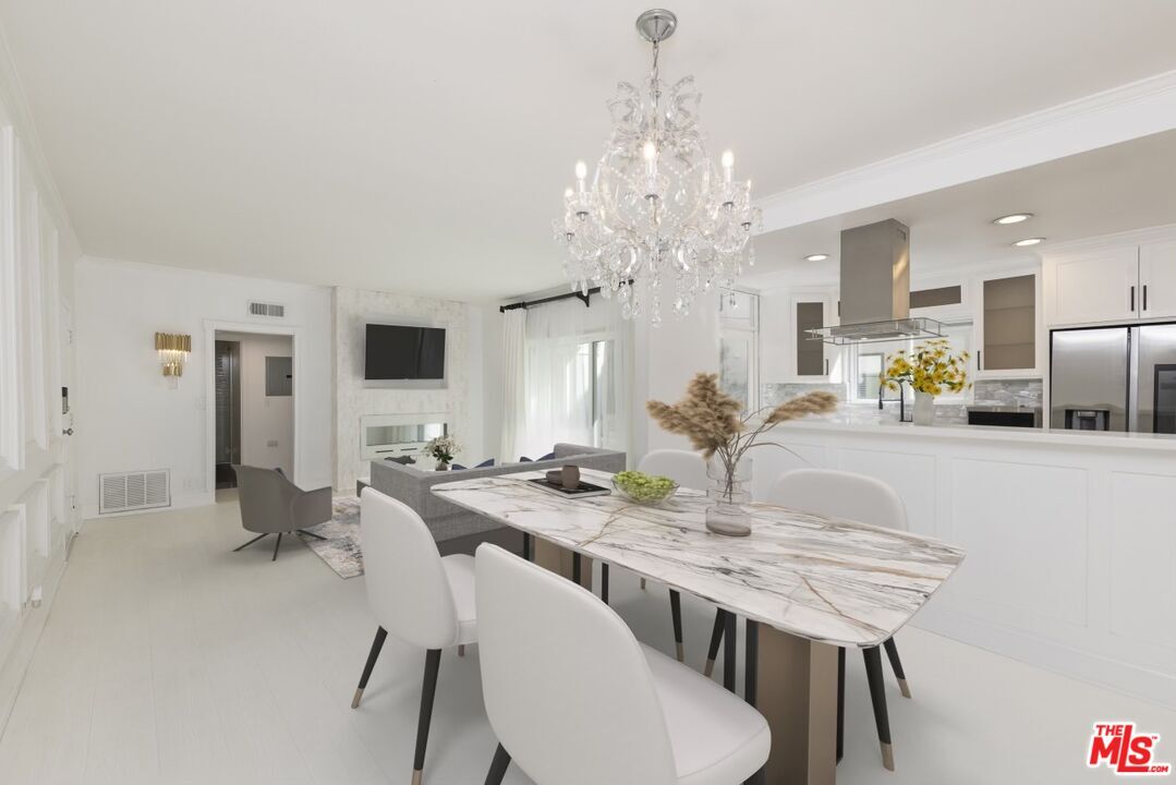 Foto principal - 1228 N La Cienega Blvd