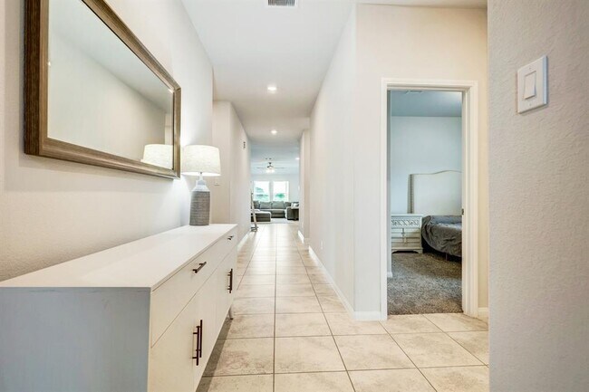 Building Photo - 6076 Pearland Pl