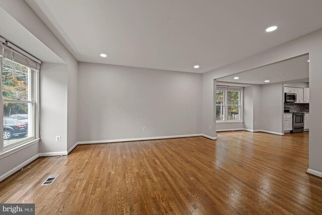 Building Photo - 6249 Rathlin Dr