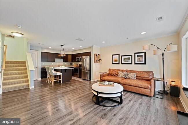 Building Photo - 1820 Cassandra Dr
