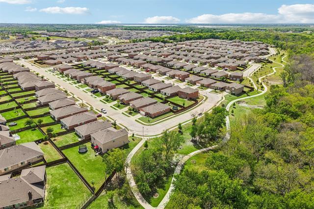Foto del edificio - 770 Yorkshire Dr