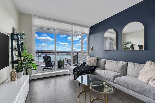 Building Photo - 1188-1183 3 St SE