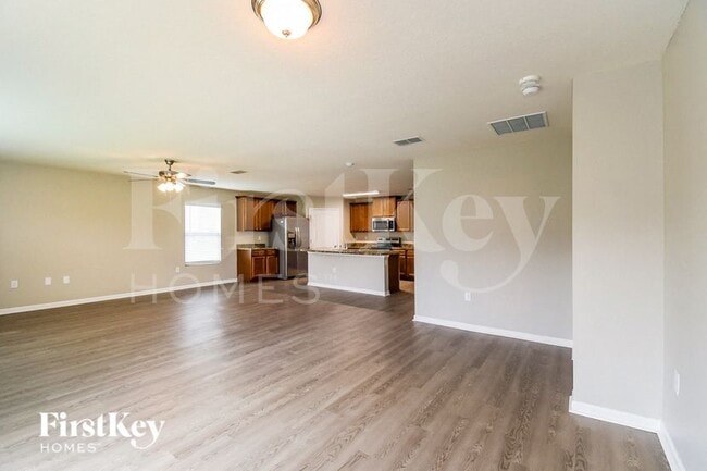 Building Photo - 2037 Tyson Lake Dr