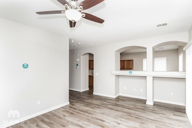 Foto del edificio - 2520 Olay St