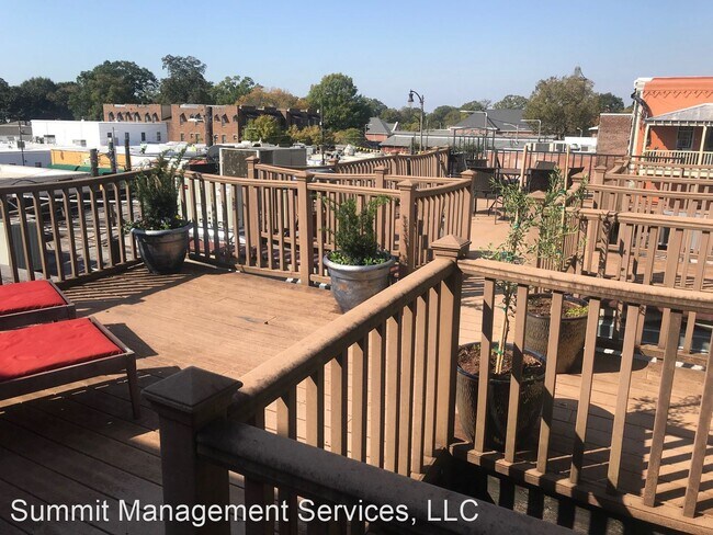 Foto del edificio - 2 br, 2 bath House - 207-B South Lamar Blvd
