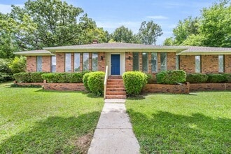 Building Photo - 1315 Ruffwood Rd