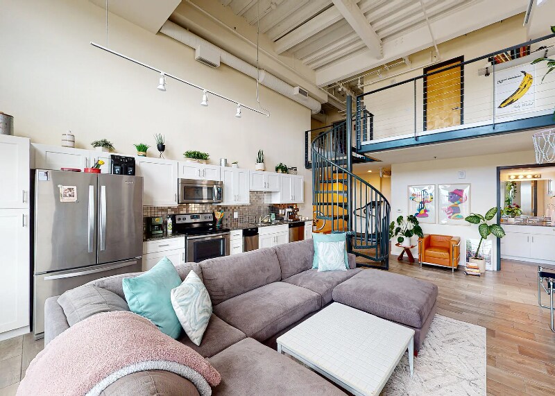 Foto principal - 524 Central Ave SW