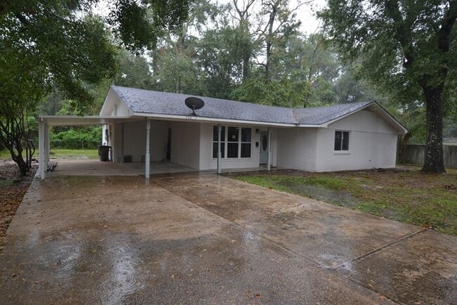 Building Photo - 736 Castlewood St