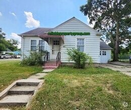 Building Photo - 428 McKinnie Ave