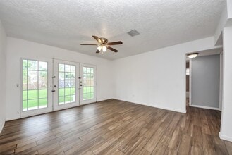 Building Photo - 7414 Battlewood Dr