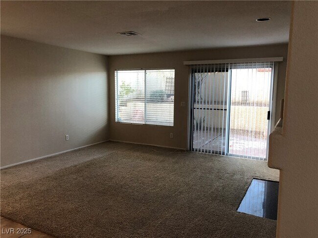 Building Photo - 9724 Sandmist Ave