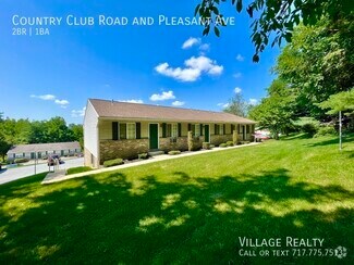 Building Photo - 609 Country Club Rd