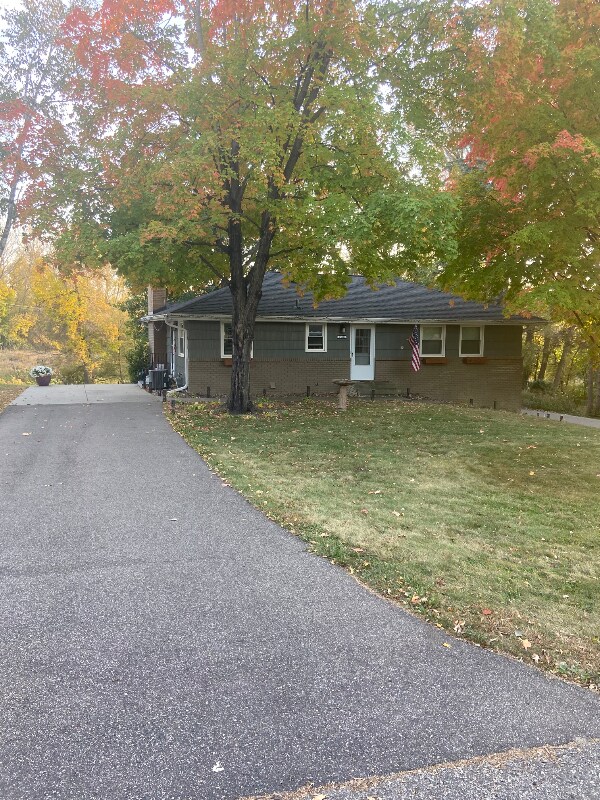 Foto principal - 15801 S Lund Rd