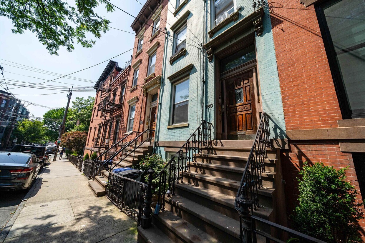 Foto principal - 160 2nd St