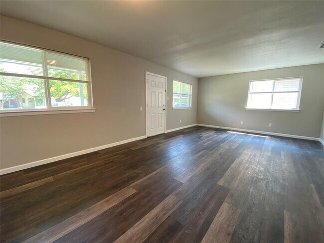 Foto del edificio - 1037 Marlene Dr