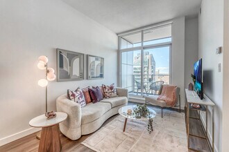 Building Photo - 1221 Macleod Trl SE