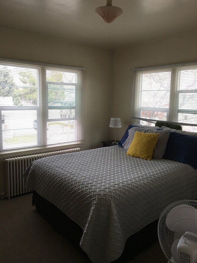 Building Photo - Great 1 bedroom apartment! Close to BYU