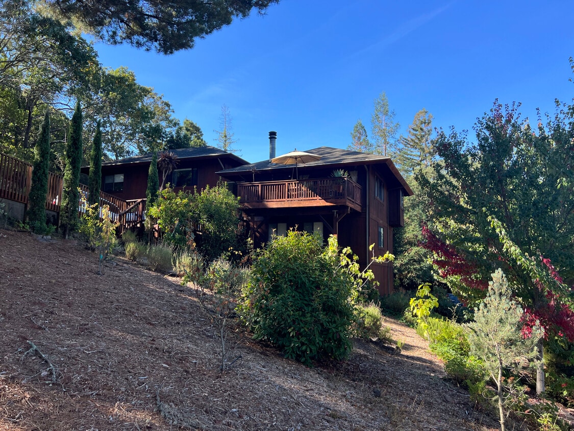502 Canyon Rd, Novato, CA 94947 House Rental in Novato, CA