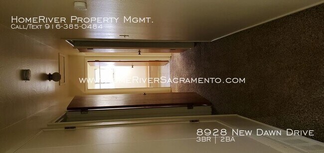 Foto del edificio - 8928 New Dawn Dr