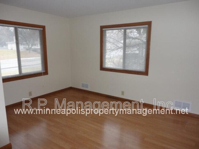 Foto del edificio - 4200 Valley View Rd