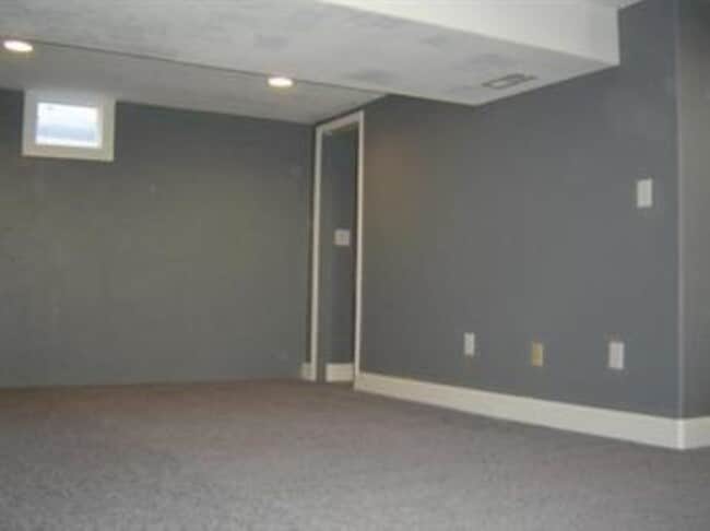 Building Photo - 1027 E 21st Ave