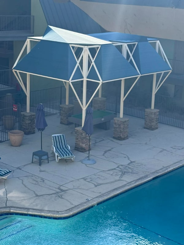 Building Photo - 931 N Euclid Ave