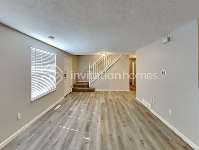 Building Photo - 6324 W 92nd Pl